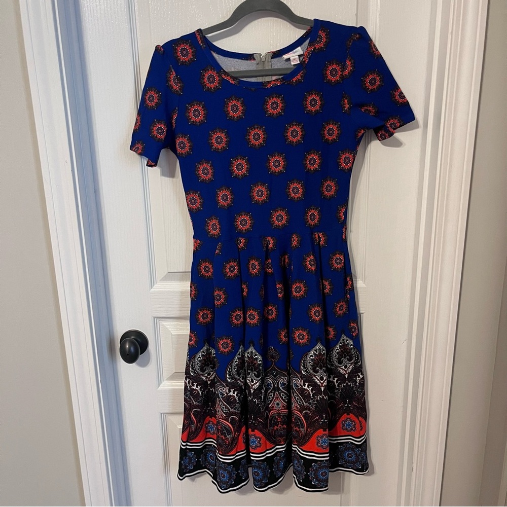 Lularoe Blue Red Paisley Fit & Flare Amelia Dress Medium Modest Stretch Work